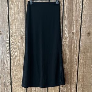 NWOT Black Shimmer Maxi Skirt Size Small